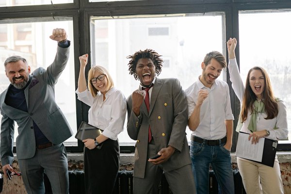 Maîtriser les normes légales pour développer une stratégie efficace de recyclage des déchets électroniques en entreprise